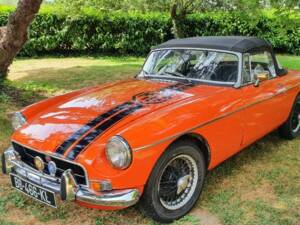 Bild 3/8 von MG MGB Lightweight Rennwagen (1972)
