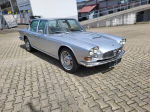 Bild 25/56 von Maserati Quattroporte 4200 (1968)