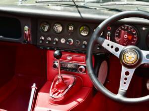 Bild 10/14 von Jaguar Type E 4.2 (1965)