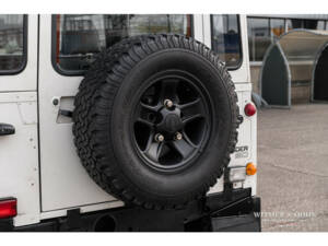 Immagine 15/22 di Land Rover Defender 90 (1995)