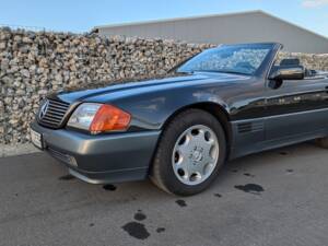 Bild 8/16 von Mercedes-Benz 500 SL (1992)