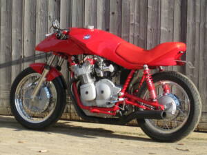 Image 3/10 of MV Agusta DUMMY (1977)