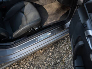 Image 48/82 of Porsche 911 Carrera 4S (WLS) (2006)