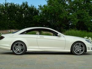 Immagine 12/50 di Mercedes-Benz CL 63 AMG (2009)