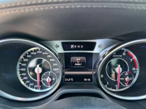 Bild 13/14 von Mercedes-Benz SL 63 AMG (2013)