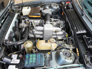 Image 4/50 of BMW M 635 CSi (1988)