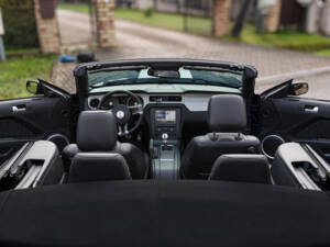 Image 97/99 of Ford Mustang Shelby GT 500 (2012)