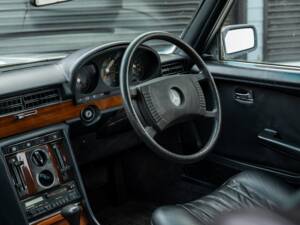 Imagen 4/15 de Mercedes-Benz 450 SEL (1985)