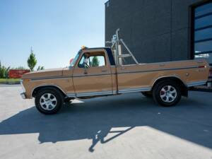 Bild 2/15 von Ford F-150 Ranger (1976)
