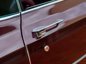 Bild 96/200 von Cadillac Coupe DeVille (1968)
