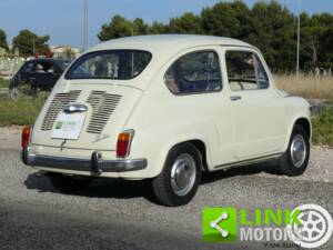 Image 5/10 de FIAT 600 D (1969)