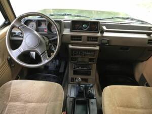 Image 8/9 of Mitsubishi Shogun (1988)