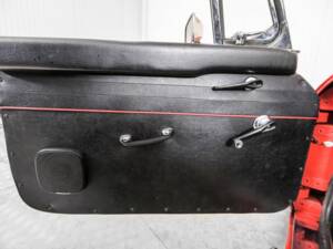Imagen 62/82 de MG MGB (1967)