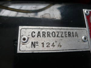 Image 14/38 of Maserati Indy 4700 (1970)