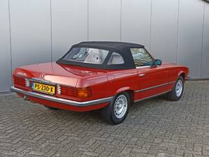 Bild 2/10 von Mercedes-Benz 500 SL (1983)