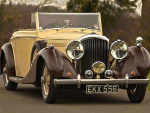 Immagine 3/50 di Bentley 4 1&#x2F;4 Litre (1938)