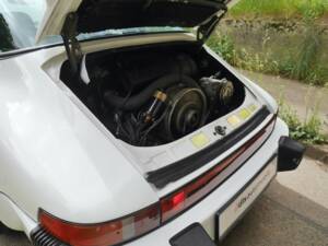 Image 17/25 of Porsche 911 Carrera 3.0 (1976)