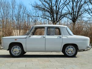 Image 5/50 of Renault R 8 Major 1100 (1967)