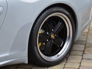 Image 31/50 of Porsche 911 Sport Classic (2010)
