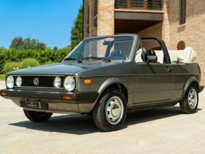 Image 2/50 of Volkswagen Golf Mk I Convertible 1.1 (1980)