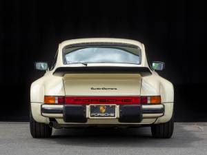 Immagine 7/20 di Porsche 911 Turbo 3.0 (1977)