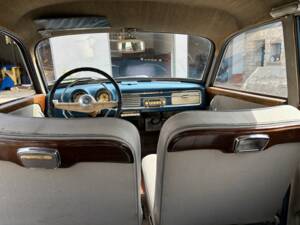 Image 7/34 of Wartburg 311&#x2F;1 Luxuslimousine (1958)