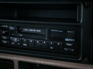 Immagine 13/46 di Toyota Land Cruiser 2.4 LX Turbo (1992)