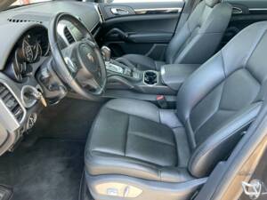 Image 8/20 of Porsche Cayenne Diesel (2014)