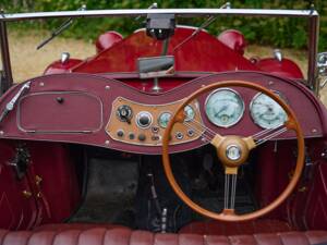 Image 22/50 of MG TD (1953)