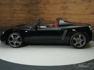 Image 2/5 de Opel Speedster 2.2 (2002)