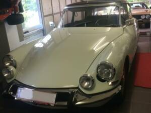 Immagine 3/5 di Citroën DS 21 Pallas (1966)