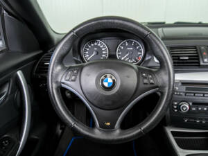 Image 8/50 of BMW 118i (2008)