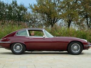 Imagen 4/50 de Jaguar E-Type V12 (2+2) (1972)