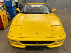 Image 4/18 of Ferrari F 355 Spider (1998)