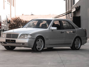 Afbeelding 5/41 van Mercedes-Benz C 36 AMG (1995)