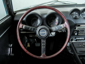 Image 8/50 of Datsun 240 Z (1971)