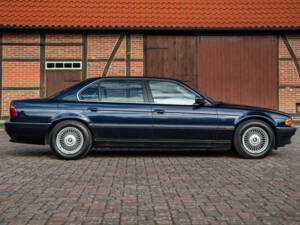 Bild 14/62 von BMW 740iL (1998)