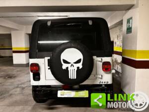 Image 7/10 of Jeep Wrangler 2.5L (1992)