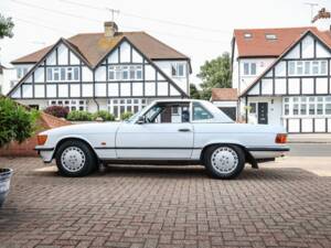 Image 9/43 of Mercedes-Benz 300 SL (1989)