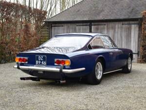 Image 13/55 of Ferrari 365 GT 2+2 (1968)