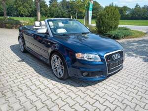 Image 4/19 of Audi RS4 Convertible (2008)