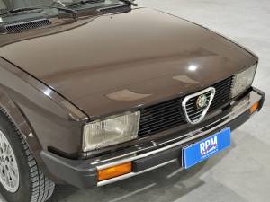 Image 3/36 de Alfa Romeo Alfetta 1.6 (1983)