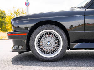 Image 22/91 de BMW M3 Sport Evo (1990)