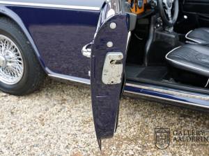 Image 32/50 of Triumph TR 250 (1968)