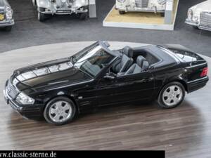 Image 8/15 of Mercedes-Benz SL 320 (2001)