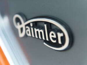Immagine 9/29 di Daimler Double Six (1991)