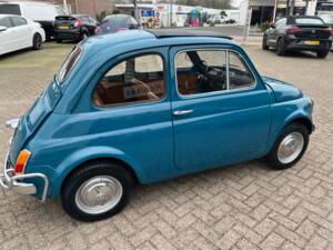 Image 25/37 of FIAT 500 F (1969)