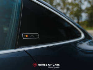 Image 17/50 de Porsche 911 Carrera 4S &quot;Belgian Legend Edition&quot; (2020)