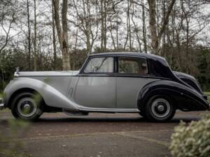 Image 3/9 of Rolls-Royce Silver Dawn (1954)