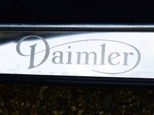 Image 39/44 de Daimler V8-250 (1968)